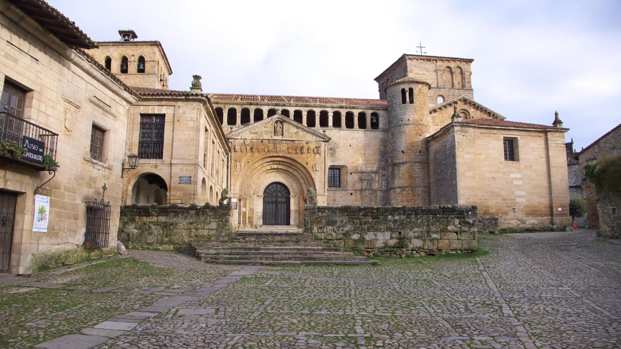 Posada Santa Ana Suances Buitenkant foto